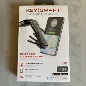 KeySmart Pro with Tile Smart Location NIB